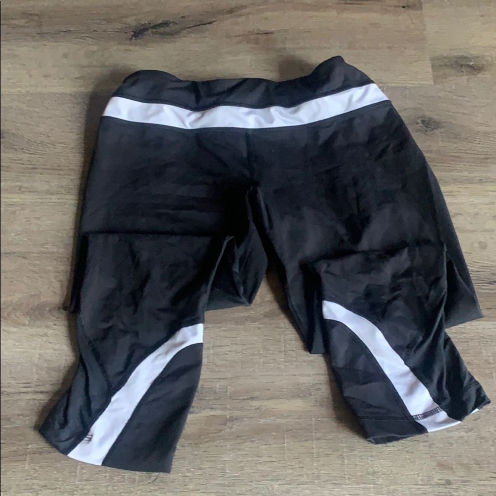 Lululemon black leggings